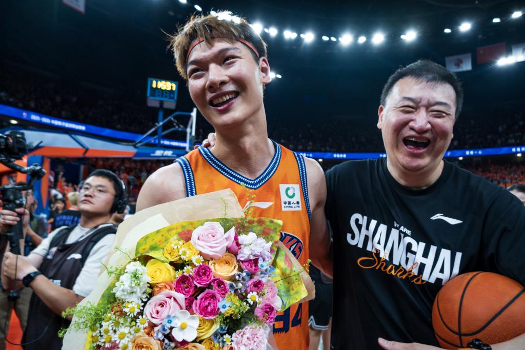 乌法115k欧元买断阿加波夫,结束租借正式加盟
