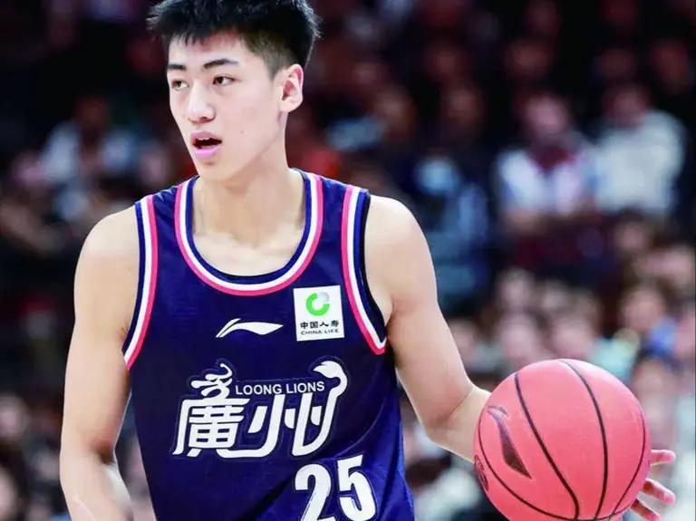 道伊尔高尔夫锦标赛第三轮单独领跑