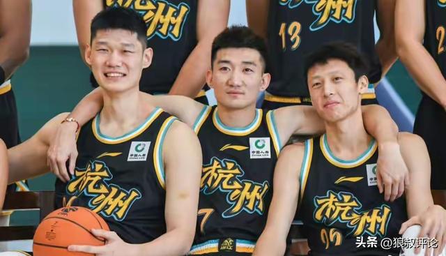 卧槽!詹姆斯跟湖人的矛盾,2021年就发生了...