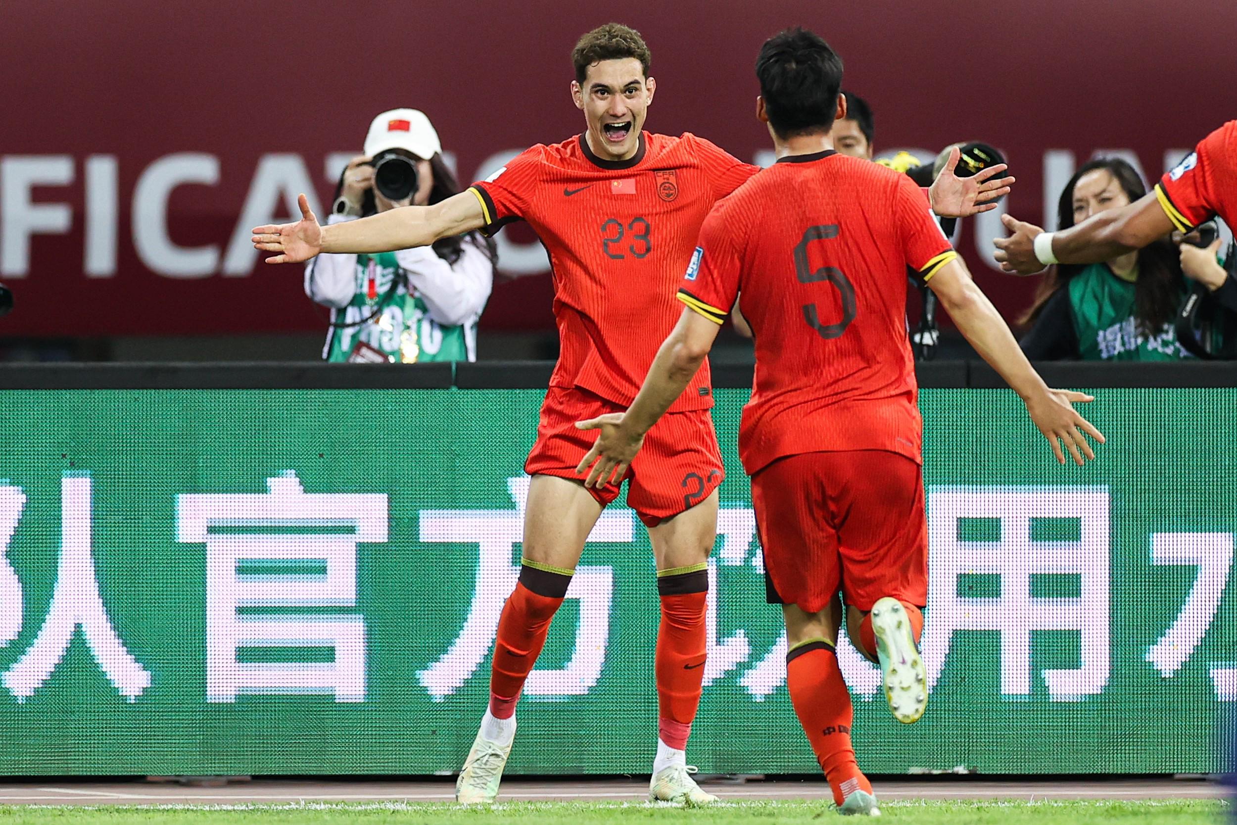 卡塔尔绝平瑞士获队史世界杯首分