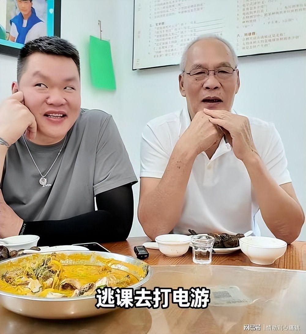 陈涛中场休息时暴怒:我们别去骗球迷,别太爱惜自己的羽毛了