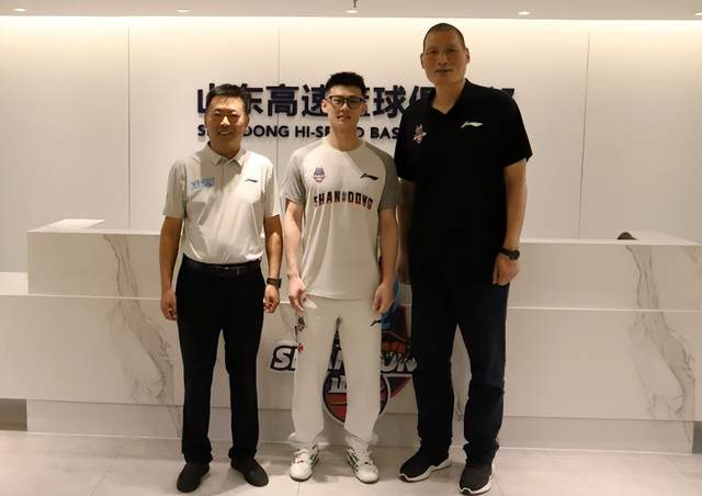 北京首钢篮球俱乐部:方硕将暂别北京男篮,前往长沙勇胜征战NBL联赛
